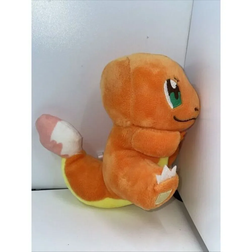 Charmander Nintendo Pokémon Center 2007‎ 5